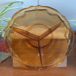 Vintage schaal met bruine teint